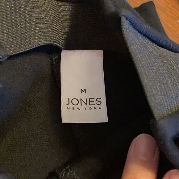 Jones New York Stretch Slacks Womans Size M - Picture 8 of 9